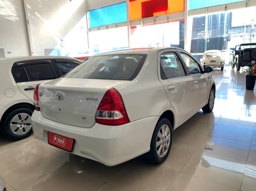 Imagem 7 de 8 de Toyota Etios 2020 1.5 X Plus 16v Flex 4p Manual