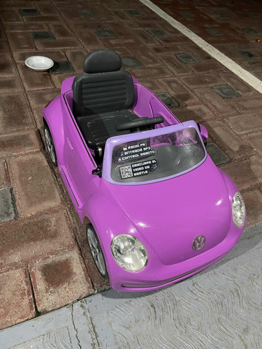 Carro Eléctrico Beetle Morado (Usado)