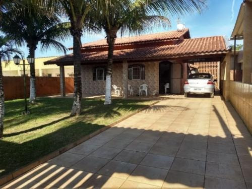 Imagem 1 de 14 de Vendo Casa Com Suíte E Edícula Em Itanhaém Litoral Sul De Sp