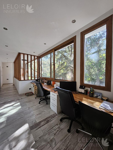 Casa En Venta 5 Amb En Parque Leloir