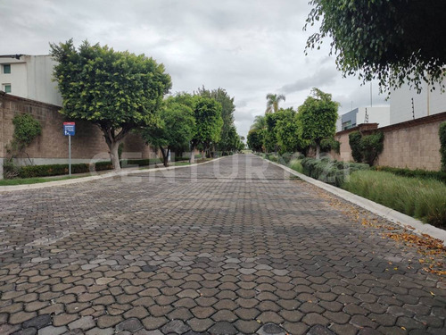 Venta De Terreno Lomas De Angelopolis Cluster 10-10-10 Lomas I Puebla, Puebla