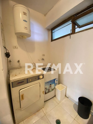Imagen 6 de 12 de Venta De Apartamento En Catia La Mar Urbanizacion Playa Grande Residencias Jurel Cerca Del Hotel Marriott