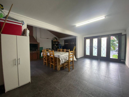 Imagen 7 de 18 de Casa En Venta En Mar Del Plata