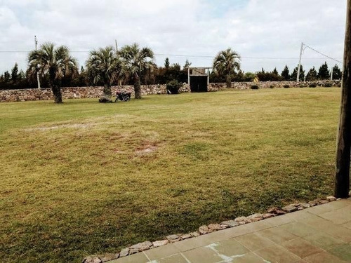 Quinta En Venta De 4 Dormitorios En La Barra