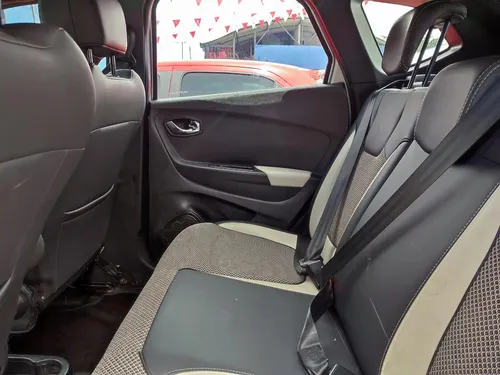 Renault Captur 2.0 Intens Automática