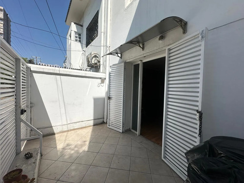 Uso Comercial - 5p,4b - 252m2 Utiles- Barrio Italia