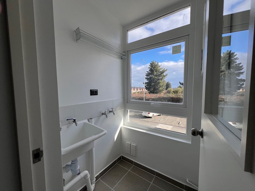 Departamento Nuevo, Muy Luminoso, En Condominio Con Piscina