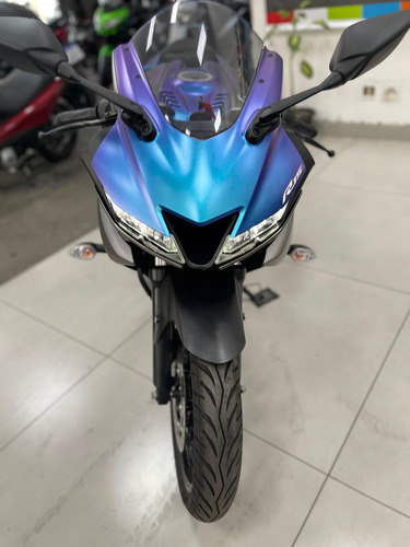 Yamaha Yzf R15 2025 / 4.433 Km