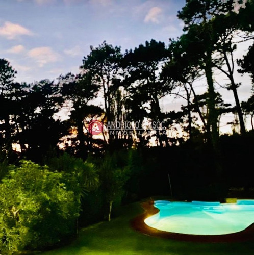 Oportunidad En Zona Golf De Punta Del Este- Ref: 6795