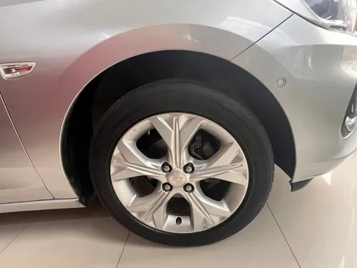 Chevrolet Onix 1.0T Premier At