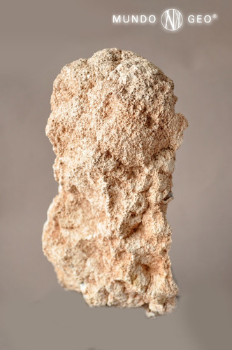 Imagen 2 de 2 de Geoda De Calcedonia Blanca Y Gris Pieza De Colección