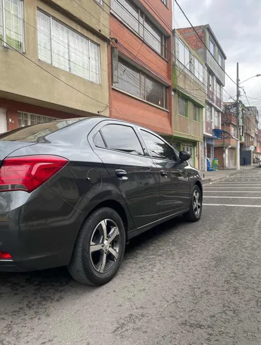 Chevrolet Onix 1.4 Ltz 4 p