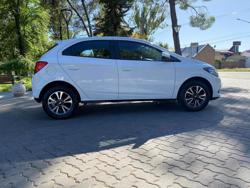Imagen 8 de 11 de Vendo - Financio Chevrolet Onix Ltz 2015 Full