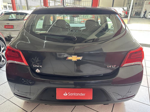 Chevrolet Onix 1.4 MPFI LT 8V FLEX 4P MANUAL