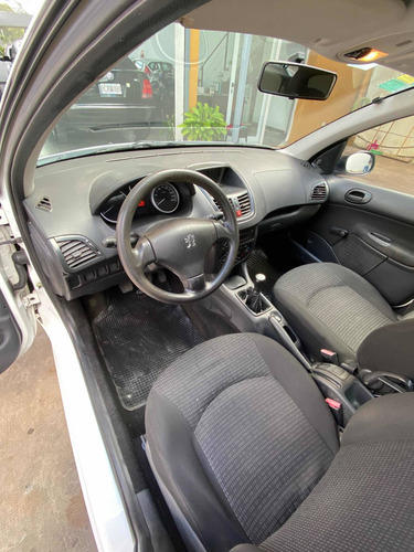 Peugeot 207 2012 1.4 Active 75cv
