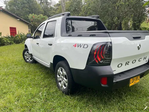 Renault Duster Oroch 2.0 Intens