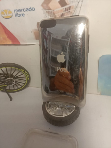Ipod A1288 8gb Funcional Plata Con Negro (Usado)