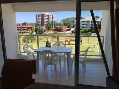 Hermoso Apartamento De 2 Dormitórios Con 2 Baños Complejo Lincoln Center-- Ref: 85