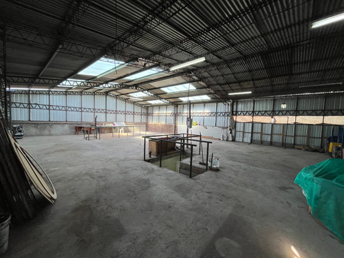 ¡¡propiedad Industrial Y Comercial Con Oficinas!!