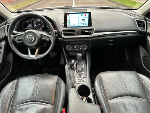 Mazda 3 Sedan Automático Con Cuero