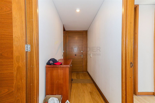 Departamento En Venta De 3 Dorm. En Las Condes