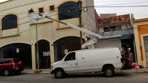 Imagen 2 de 8 de Renta De Grúas Con Canastilla - Articuladas Y Telescópicas