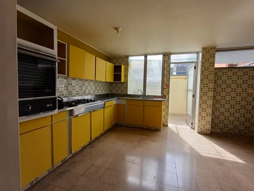 Apartamento En Venta En Laureles. Cod V12638