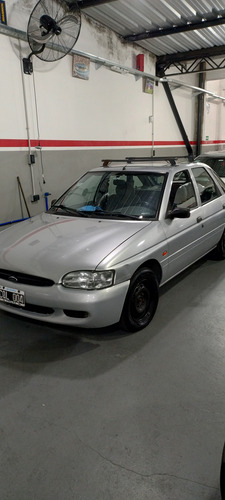 Ford Escort 1.8 Lx Aa Plus