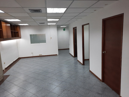 Imagen 9 de 9 de Oficina En Edificio Comercial. Excelente Ubicación, Frente Estacion Metro Los Cortijos