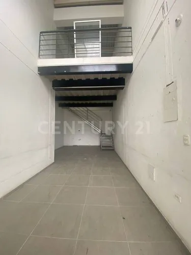 Local Comercial En Arriendo