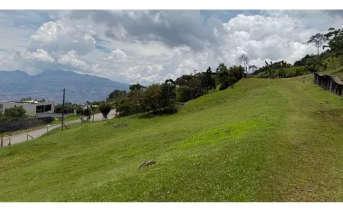 Excelente Lote En Venta Con Vista A Medellín, Los Balsos - El Poblado