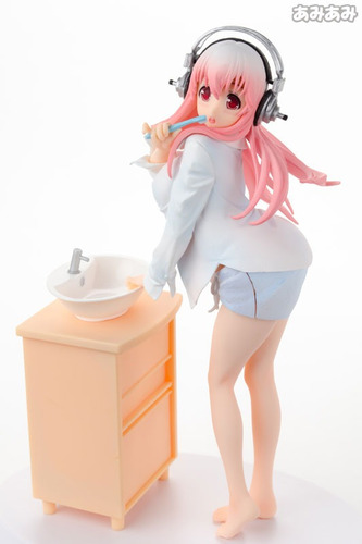 Super Sonico-chan Asa No Hamigaki Special Figure