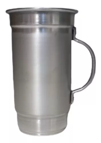 Vaso de aluminio para el fernet, cerveza o bebida. Argentina