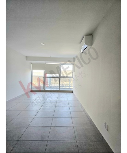 Consultorio En Renta En Momentum Centro Sur Querétaro Qro.