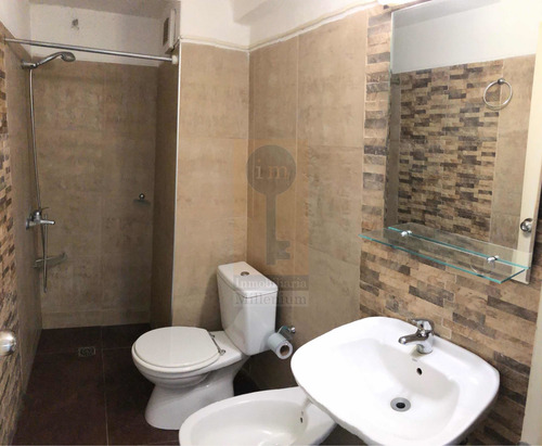 Alquiler Apartamento 1 Dormitorio Con Amplio Living Y Cocina