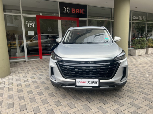 Imagen 2 de 19 de Baic X35 Turbo / Martelli Automotores