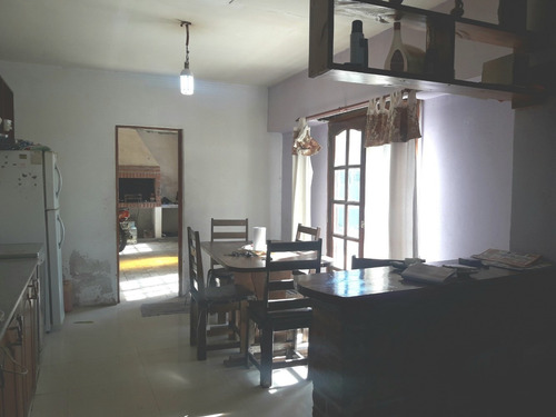 Imagen 10 de 11 de En Venta Casa+local Sobre Lote Propio En Mar De Ajò