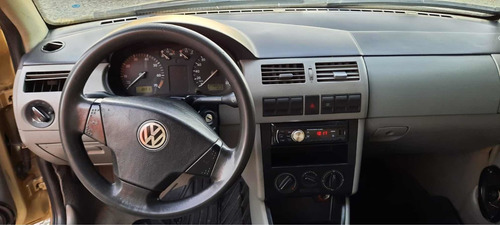Volkswagen Gol Sedan
