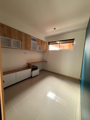 Venta Hermoso Apartamento Loma Las Brujas Muga,