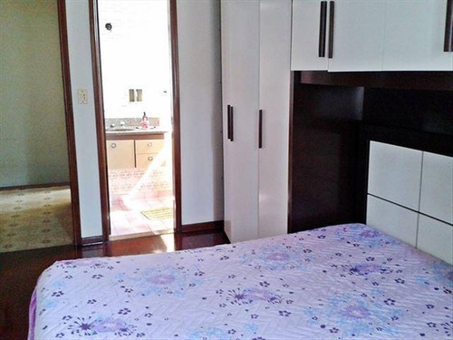 Imagem 17 de 30 de Sobrado Em Ótima Localização, 1 Quadra Da Avenida Antonio Emmerick Sendo 3 Dormitórios 1 Suite 2 Wc Garagem Para 2 Automóveis E Portão Eletrônico Pertinho De Supermercados Padarias Ponto De Ônibus E