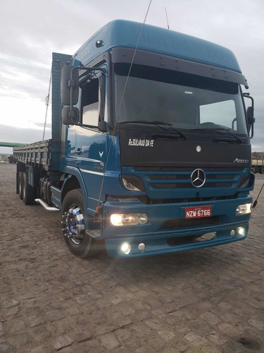 Imagem 2 de 5 de Mercedez-benz Atego 2425