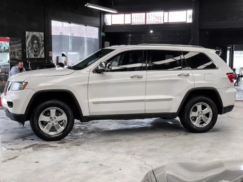 Jeep Grand Cherokee 4.7 Limited V8 4x2 Mt