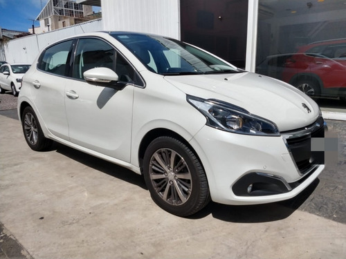 Peugeot 208 Feline Manual Usado 2018
