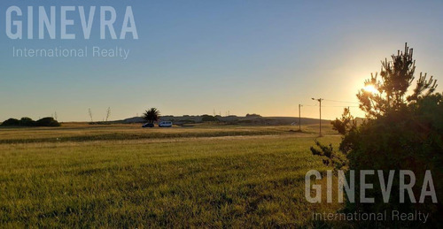 Terreno Doble 1.000m2 En El Marquesado, A 20 Km De Mar Del Plata