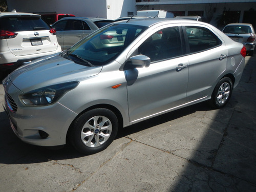 Ford Figo 1.5 Titanium Sedan At