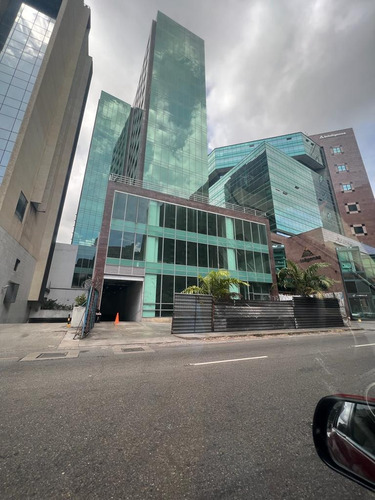 Se Vende Oficina 500m2. El Rosal.