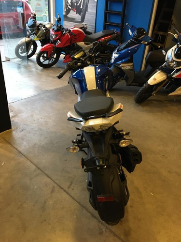 Imagen 4 de 16 de Tvs Rtr 160 Nueva