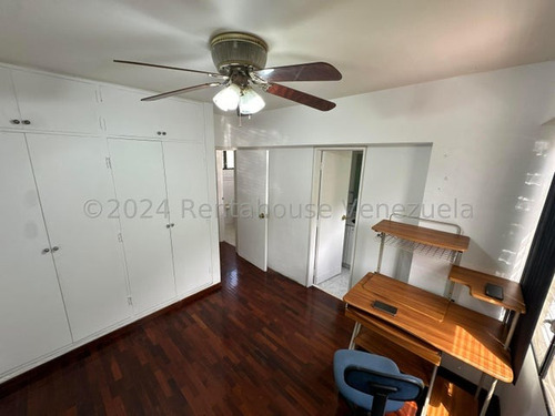 Amplio Apartamento En Venta. Urb. Terrazas Del Avila.