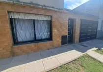 Comprar Vendemos Dos Casas Sobre El Mismo Terreno En Zona Shooping Plaza Oeste!!!!!