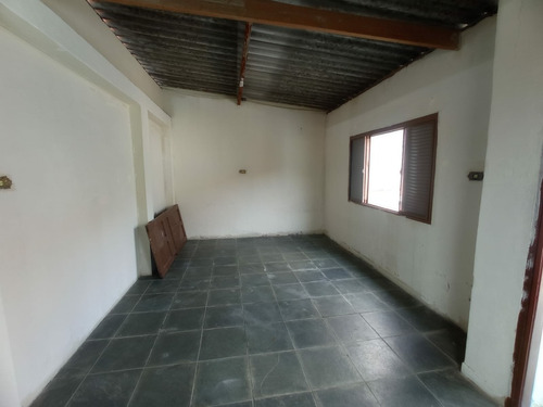 Oportuninade Casa · 250m2 · 2 Quartos Venda R$ 400.000